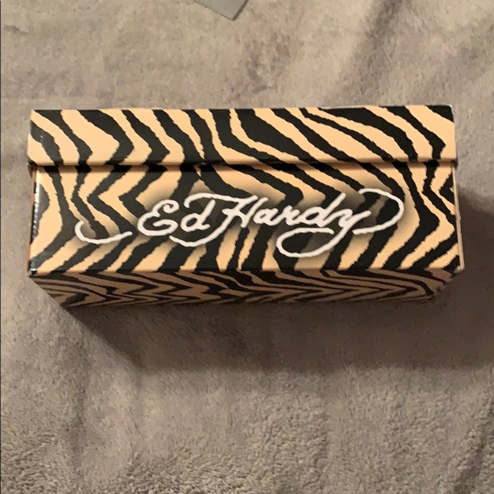 Ed Hardy Box Only - Picture 2 of 6